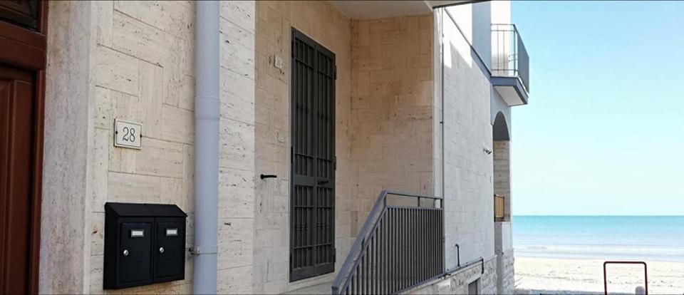 Blue Sea Apartment Torre Canne Luaran gambar