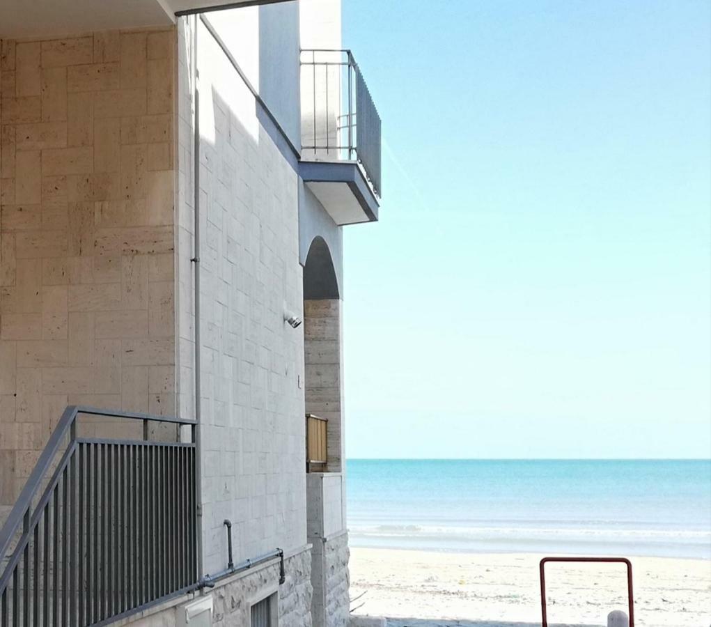 Blue Sea Apartment Torre Canne Luaran gambar